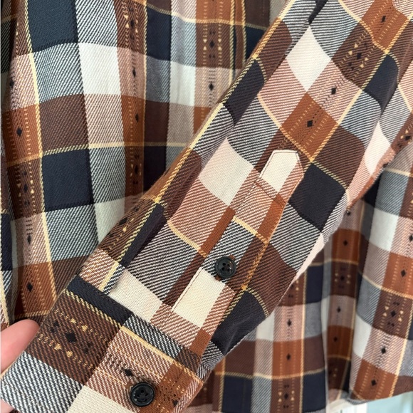 Frye Men's Jacquard Flannel Button Down Shirt size Medium 100% Cotton - Picture 4 of 9